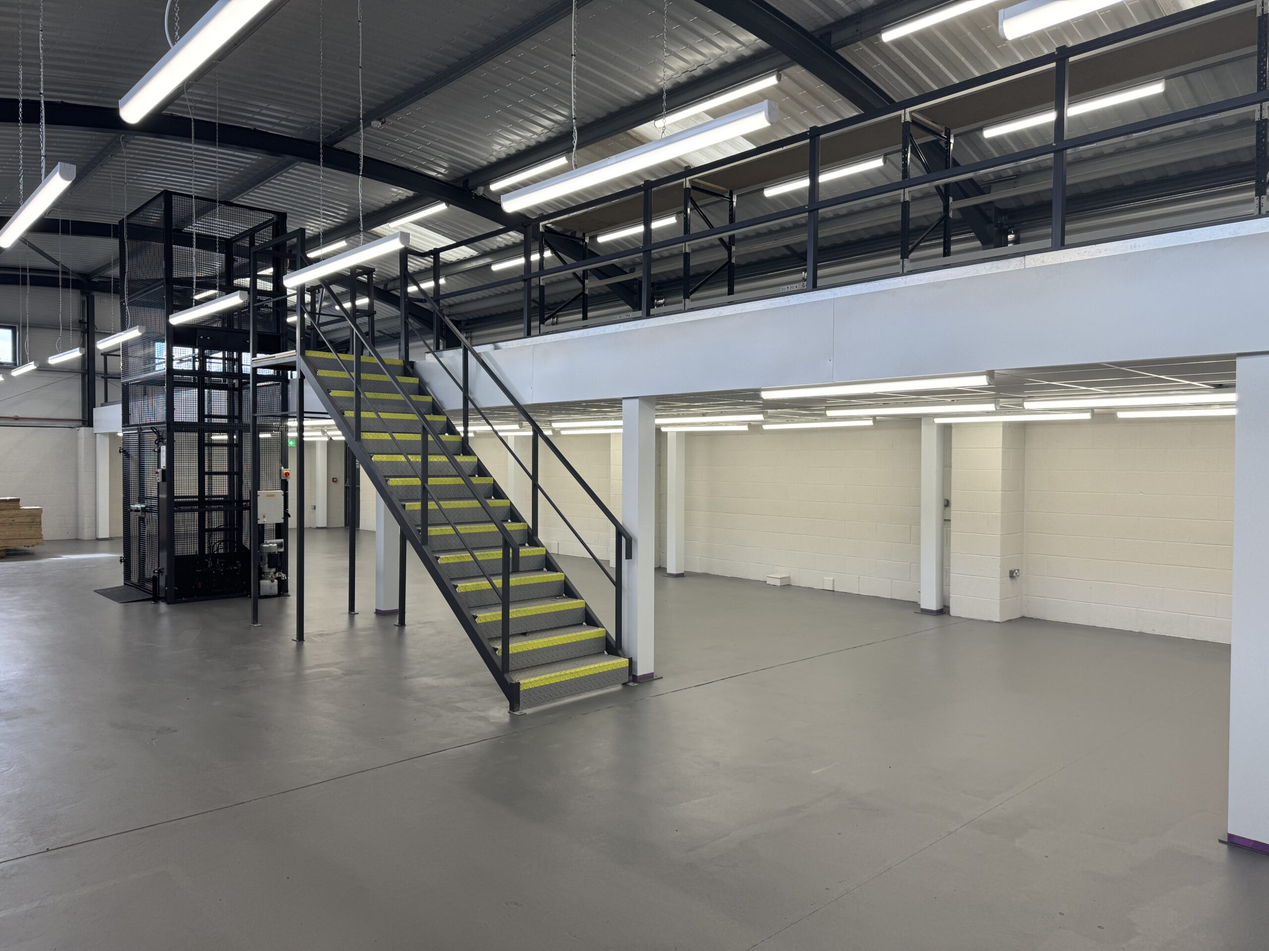 IMG_1016 mezzanine with staircase